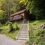 Zuzana Chalet