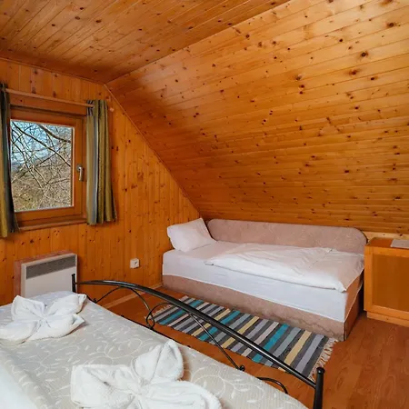 Zuzana Chalet *
